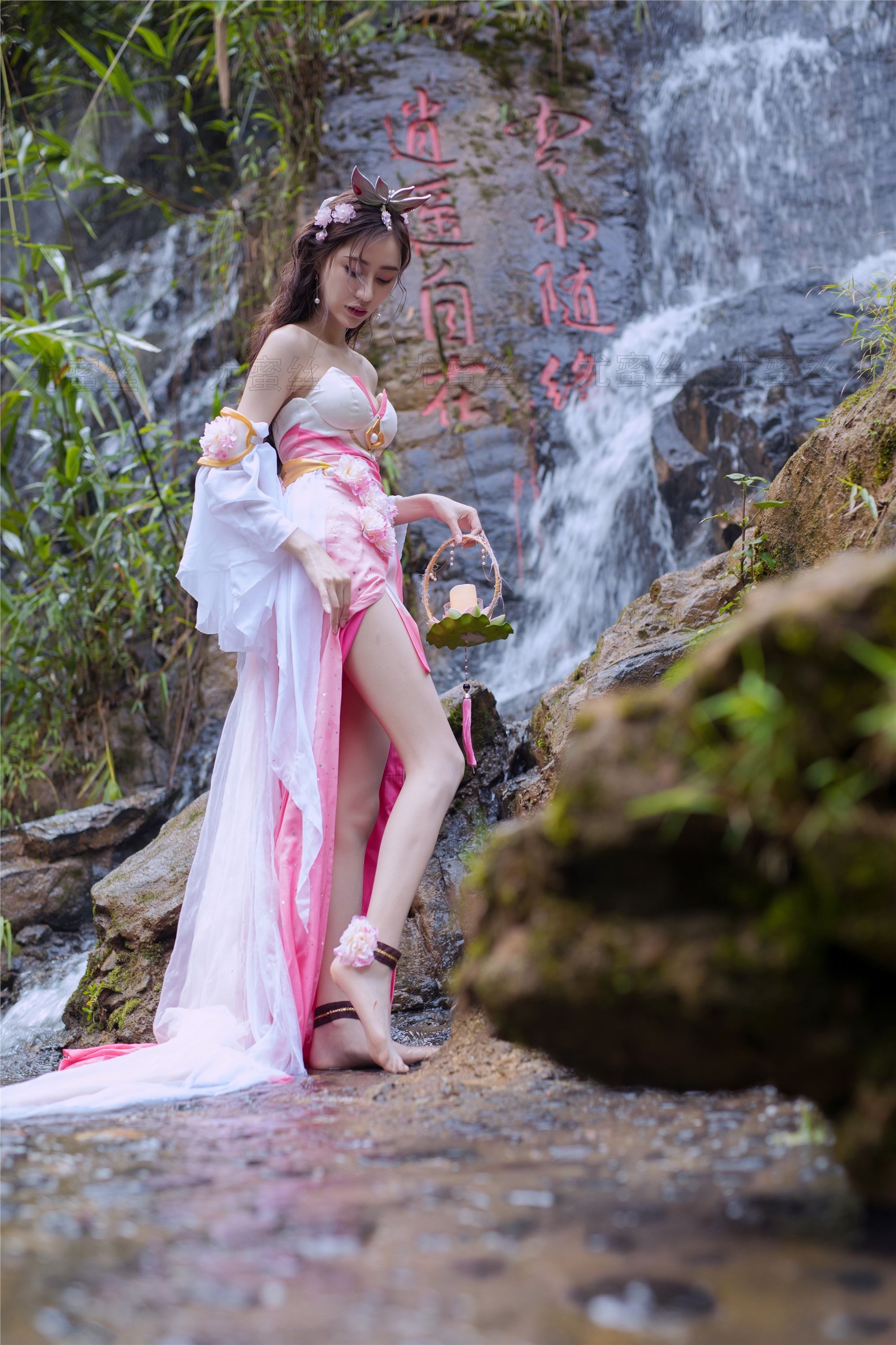 尤蜜丝 穿搭写真 NO.031